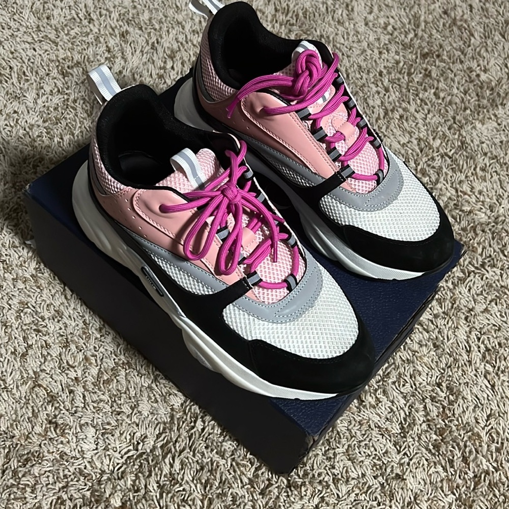 Dior B22 ‘Burlwood’